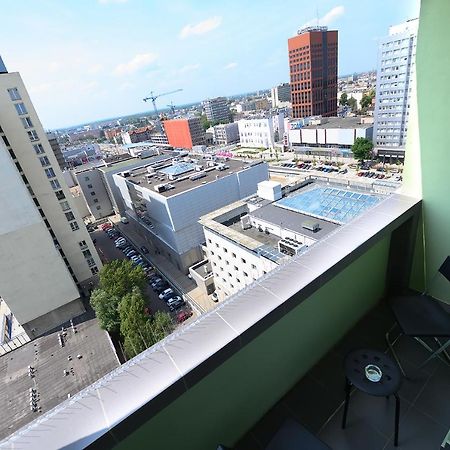 Orion Downtown Apartment By Pinpoint Łódź Dış mekan fotoğraf