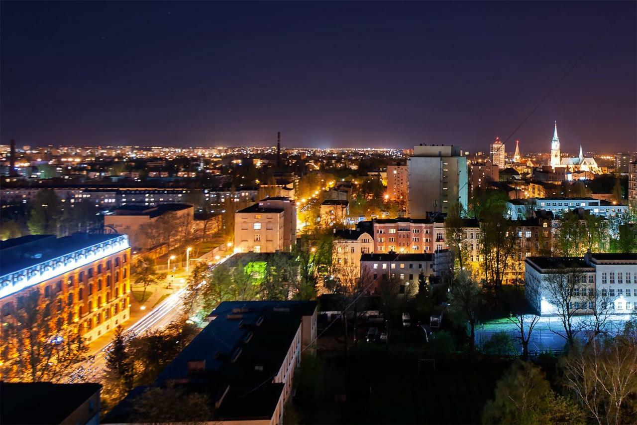 Orion Downtown Apartment By Pinpoint Łódź Dış mekan fotoğraf
